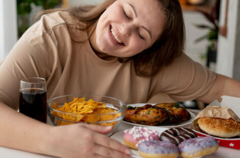 8 Effective Ways to Manage Food Craving