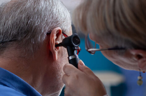 Ear wax blockage: Symptoms and Treatment
