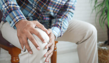 Knee Pain Relief – Non-Surgical Treatments vs. Replacement Therapy
