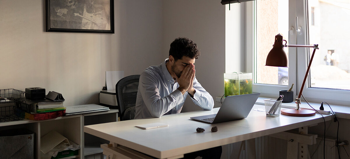 நீங்கள் வேலை செய்கிறீர்களா? அல்லது வேலை உங்களைச் செய்கிறதா?