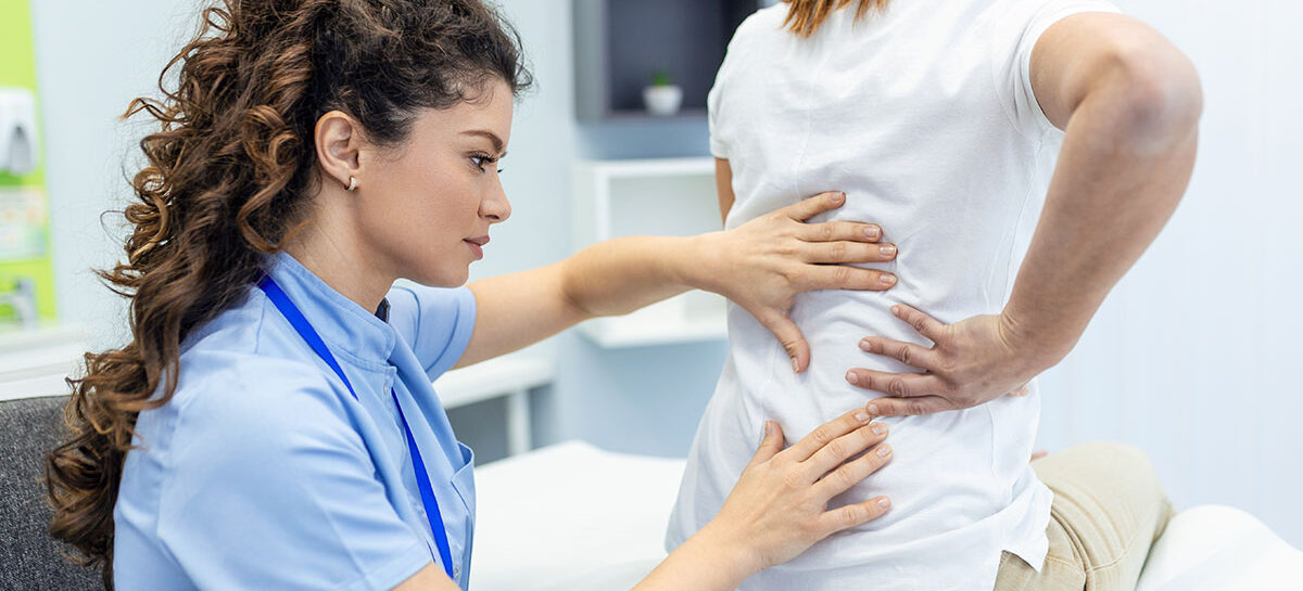 முதுகெலும்பு வளைகிறதா? சீக்கிரம் கண்டறியுங்கள்!