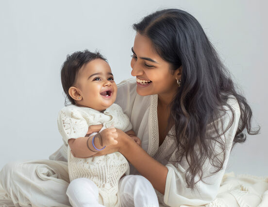 மகிழ்ச்சியான அம்மா = மகிழ்ச்சியான குழந்தை!