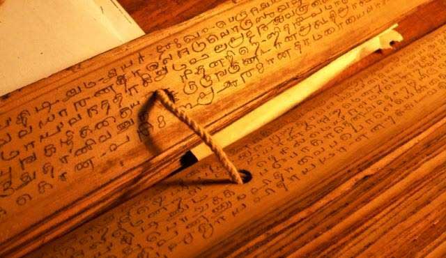 இனித்தினிக்கும் இலக்கியம்
